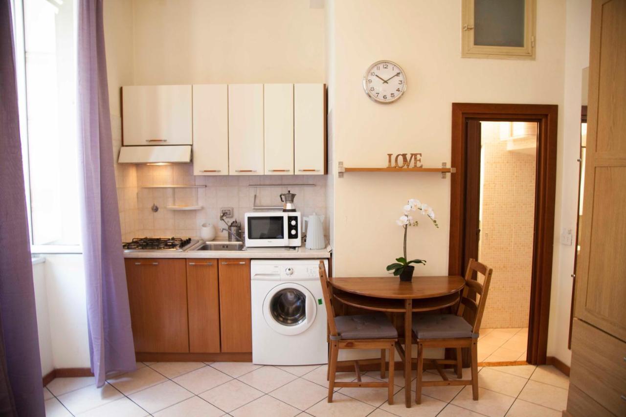 ローマMonti Houseアパートメント エクステリア 写真